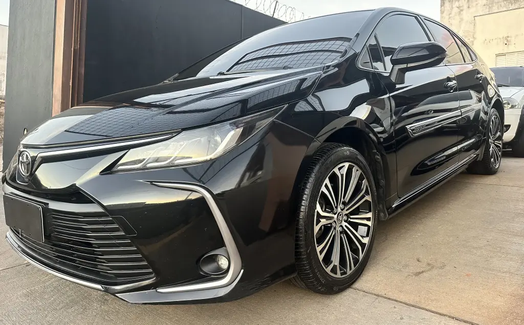 TOYOTA Corolla - Foto