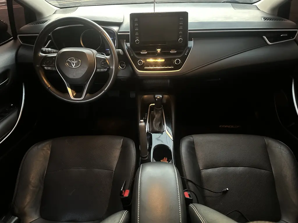 TOYOTA Corolla - Foto