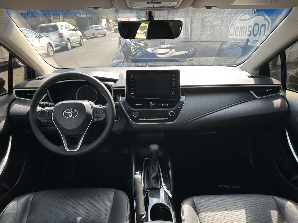 TOYOTA Corolla - Foto