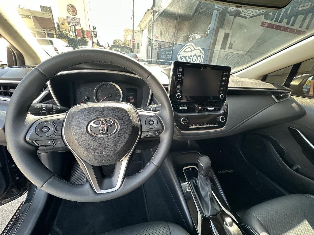 TOYOTA Corolla - Foto