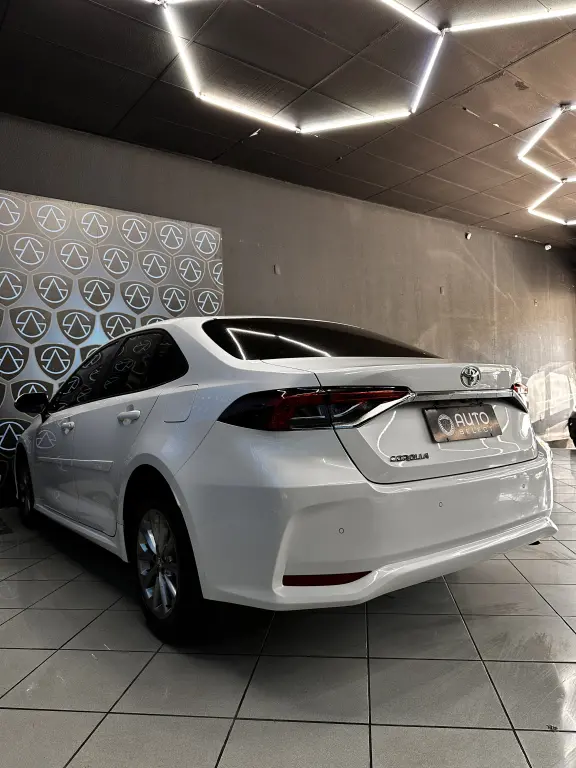 TOYOTA Corolla - Foto