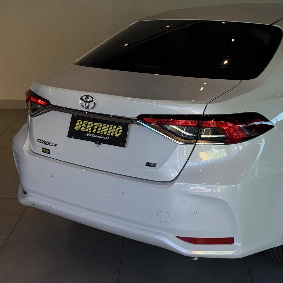 TOYOTA Corolla - Foto