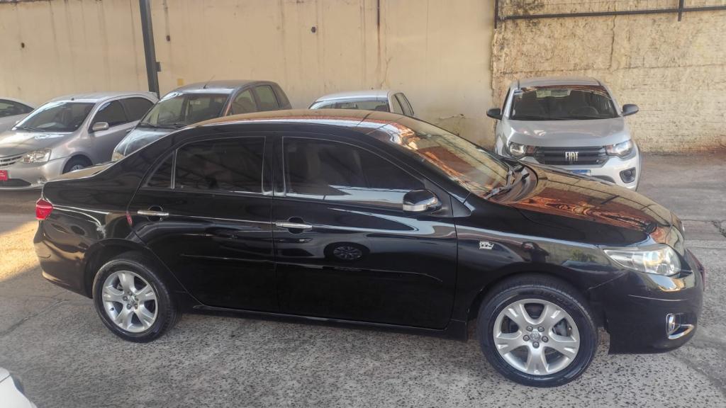 TOYOTA Corolla - Foto