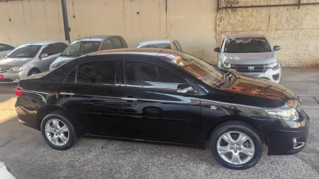 TOYOTA Corolla - Foto
