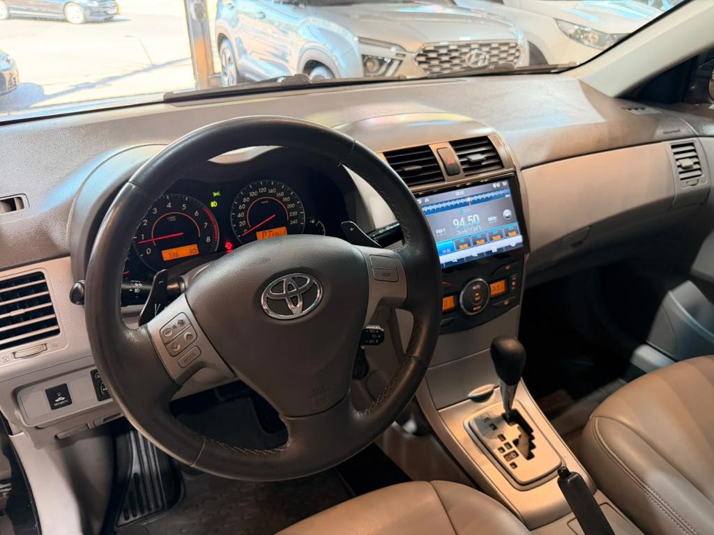 TOYOTA Corolla - Foto