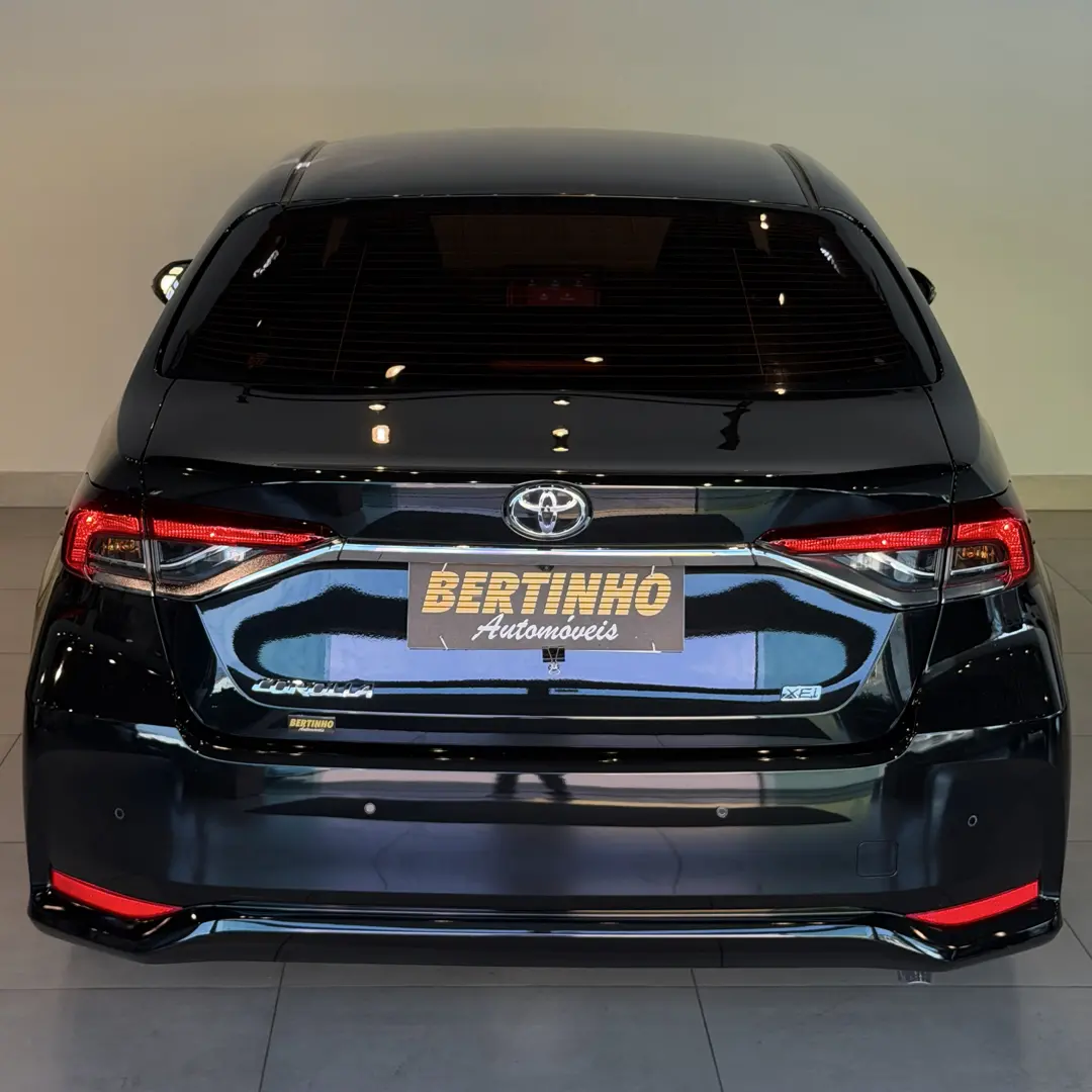 TOYOTA Corolla - Foto