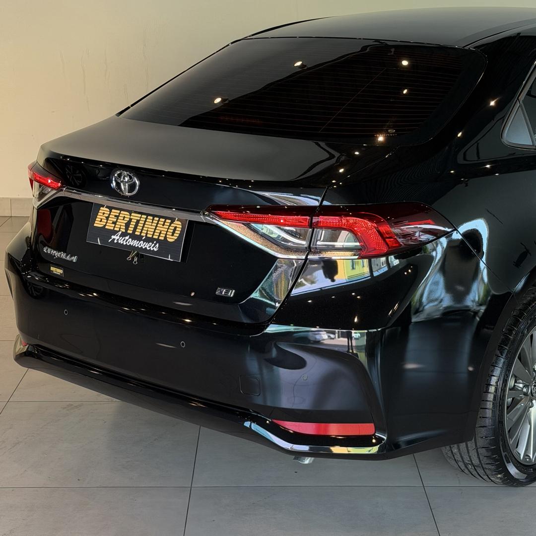 TOYOTA Corolla - Foto