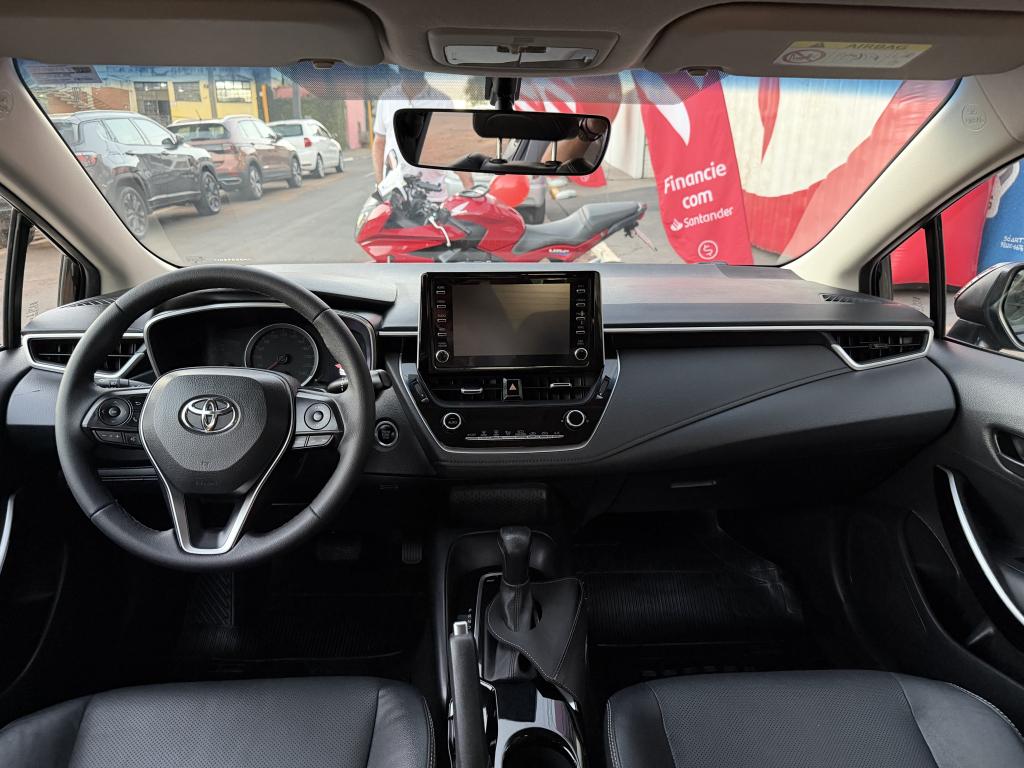 TOYOTA Corolla - Foto