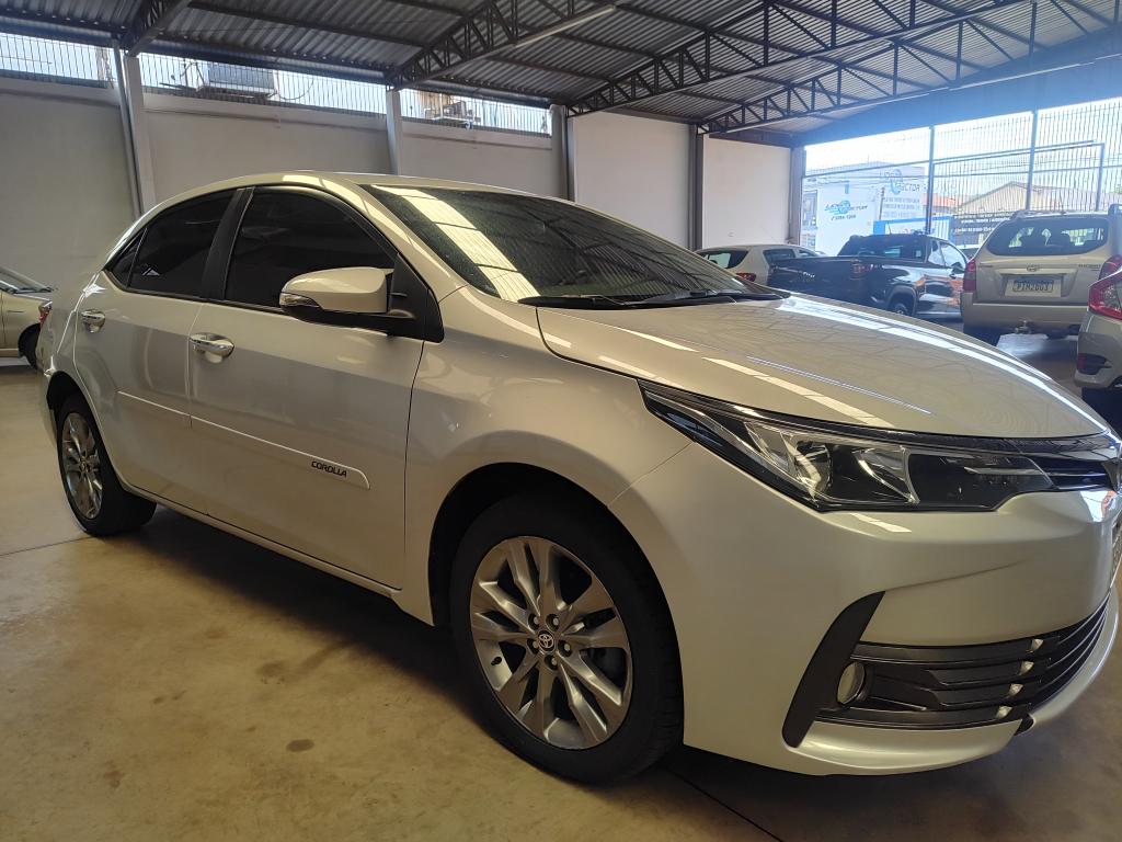 TOYOTA Corolla - Foto