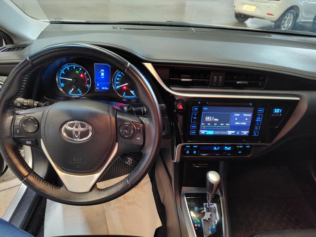 TOYOTA Corolla - Foto