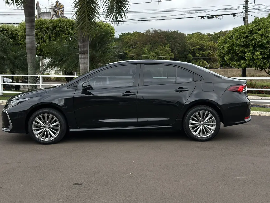 TOYOTA Corolla - Foto