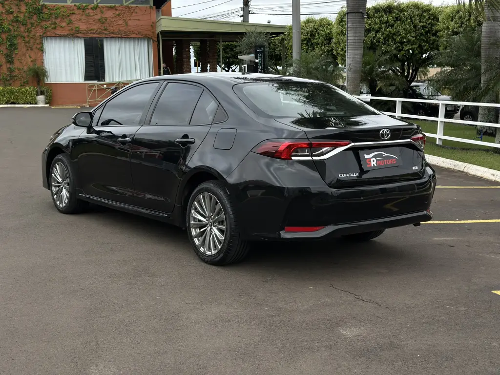 TOYOTA Corolla - Foto