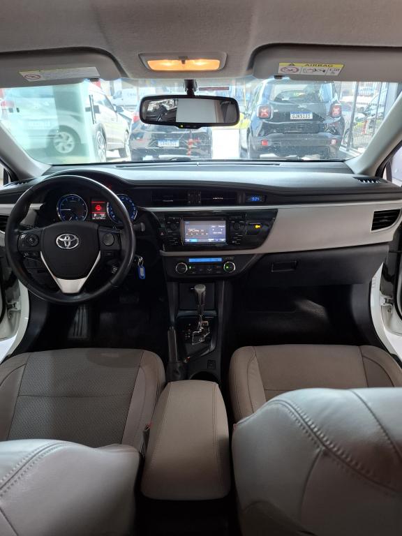 TOYOTA Corolla - Foto