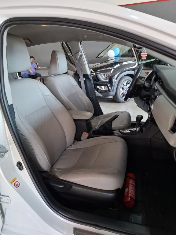 TOYOTA Corolla - Foto
