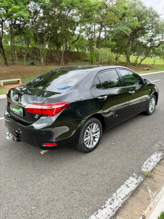 TOYOTA Corolla - Foto