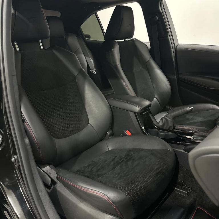 TOYOTA Corolla - Foto