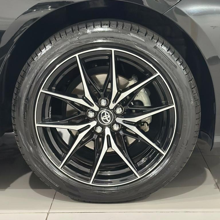 TOYOTA Corolla - Foto