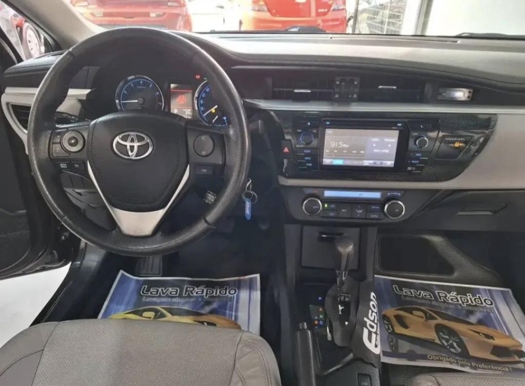 TOYOTA Corolla - Foto