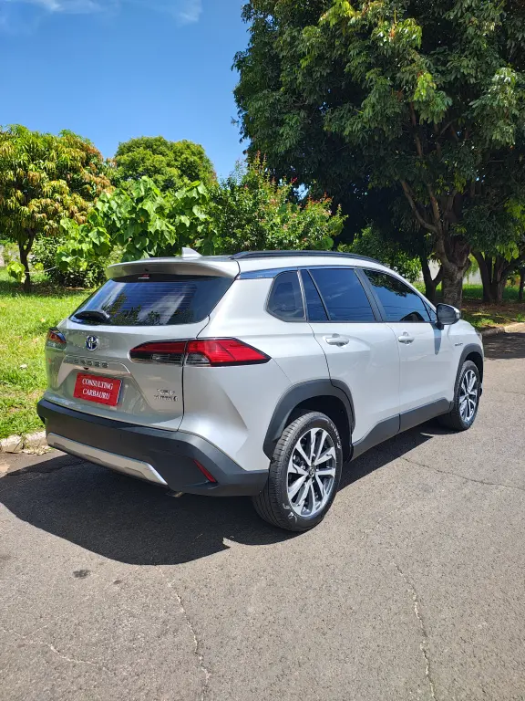 TOYOTA Corolla Cross - Miniatura