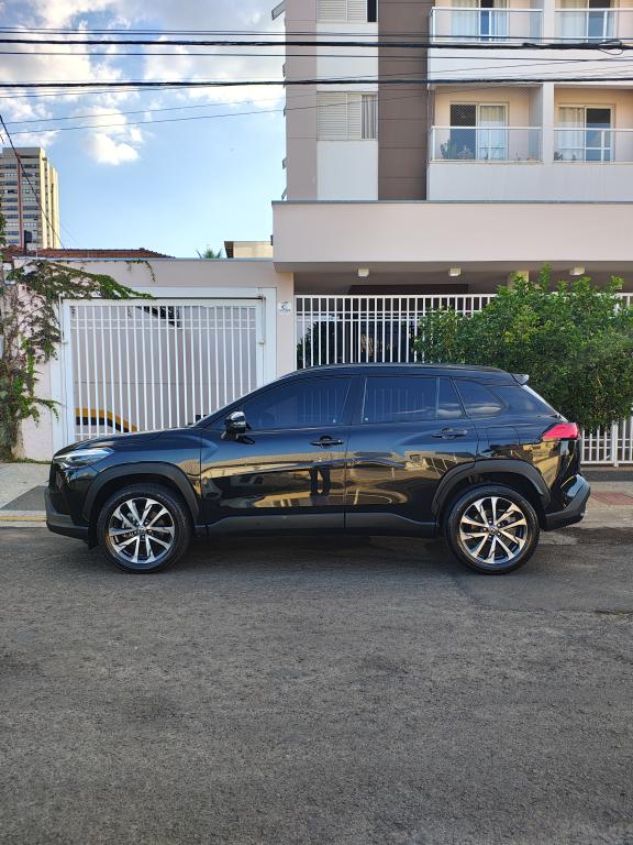 TOYOTA Corolla Cross - Miniatura