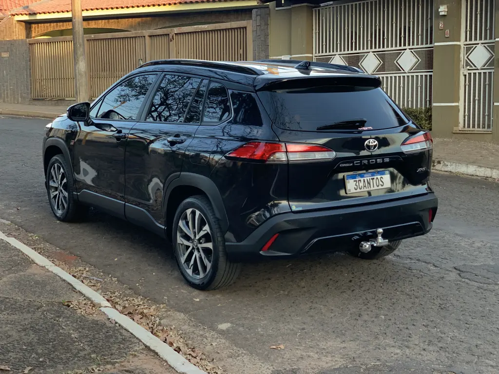 TOYOTA Corolla Cross - Foto