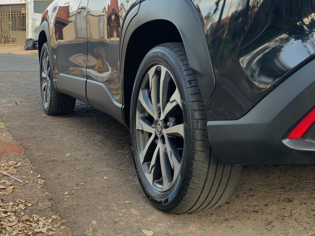 TOYOTA Corolla Cross - Foto