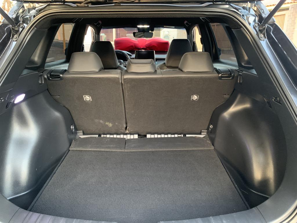 TOYOTA Corolla Cross - Foto