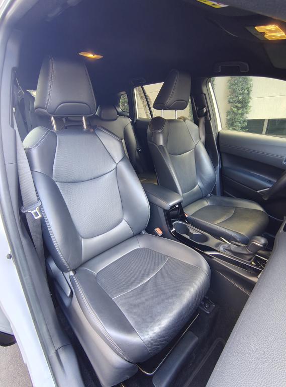 TOYOTA Corolla Cross - Foto