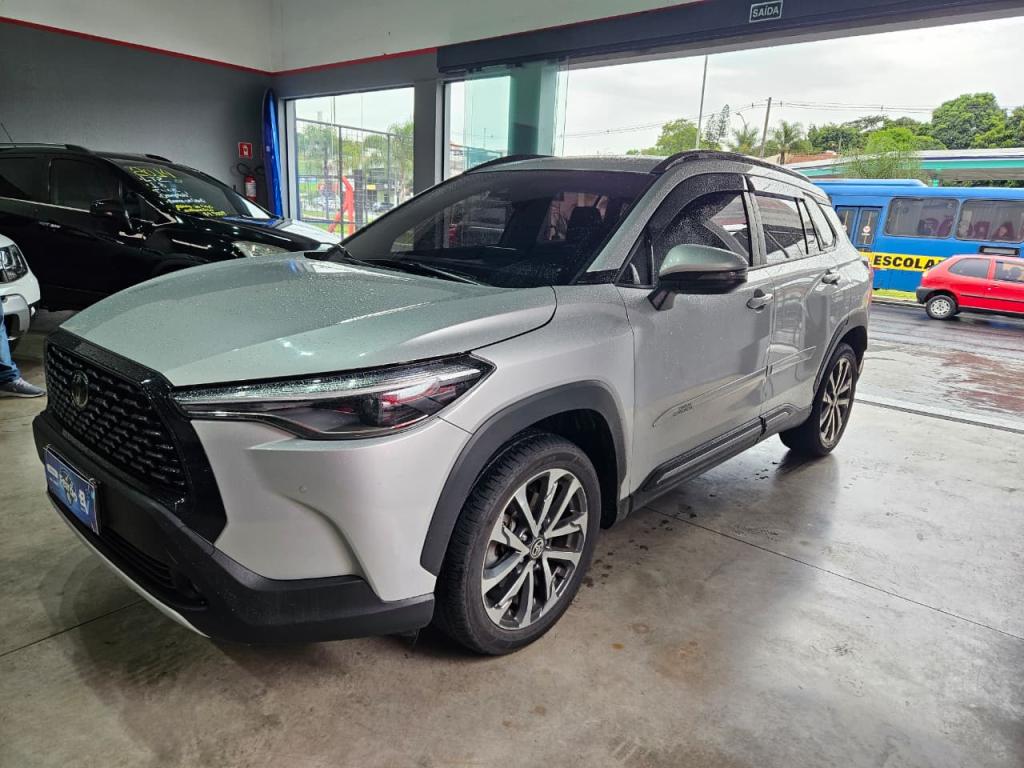 TOYOTA Corolla Cross - Foto