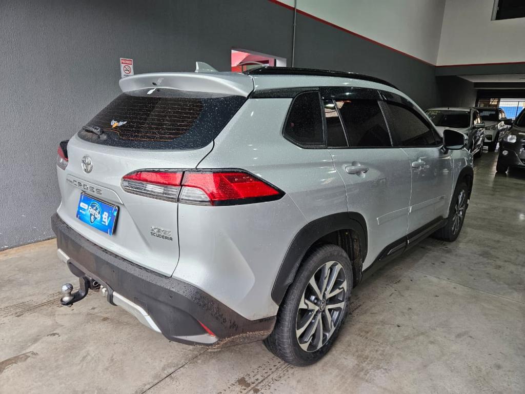 TOYOTA Corolla Cross - Foto