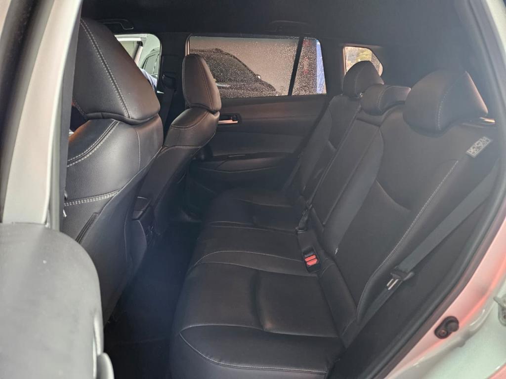 TOYOTA Corolla Cross - Foto