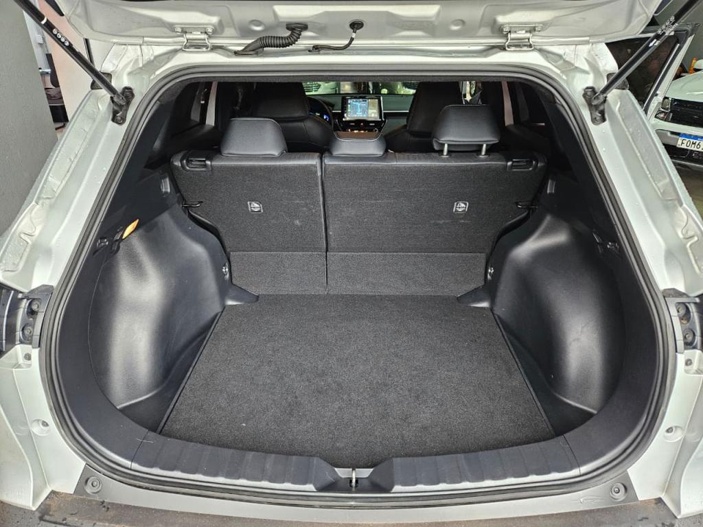 TOYOTA Corolla Cross - Foto