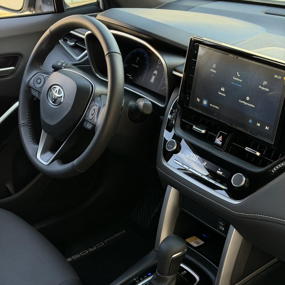 TOYOTA Corolla Cross - Foto