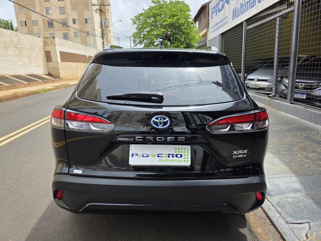 TOYOTA Corolla Cross - Foto