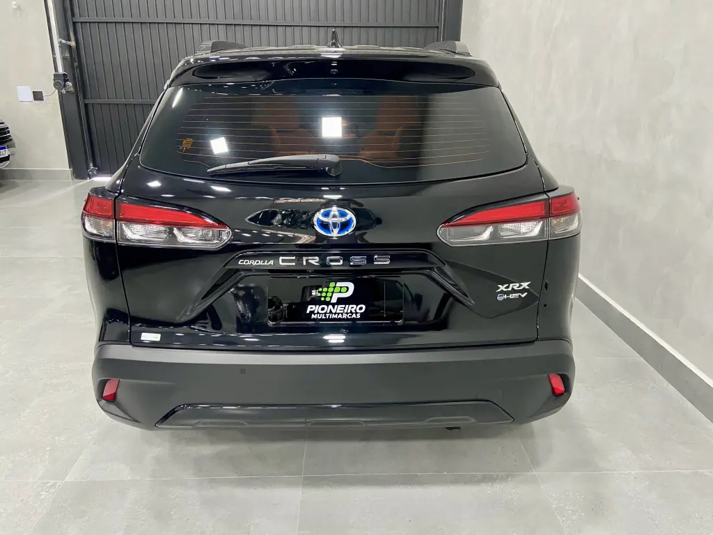 TOYOTA Corolla Cross - Foto