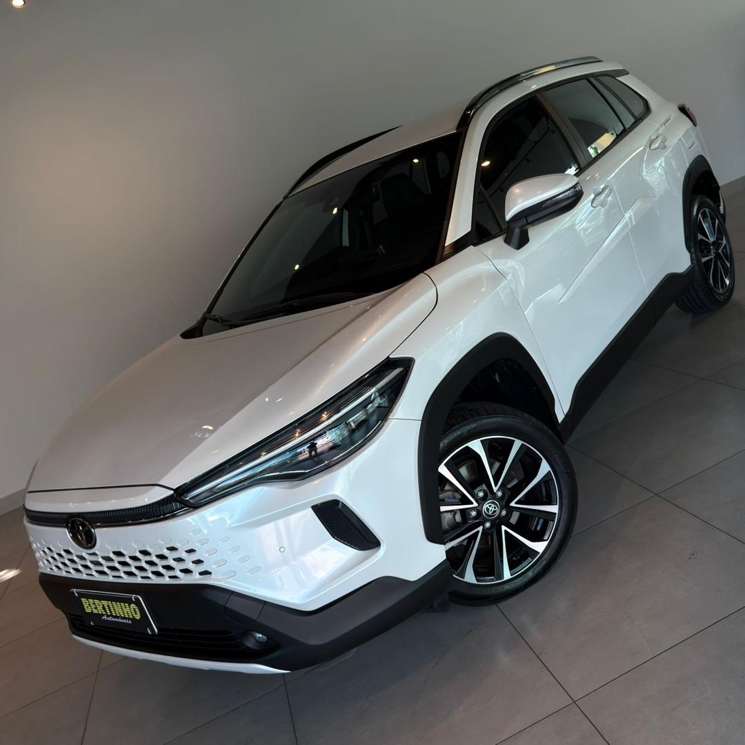 TOYOTA Corolla Cross - Foto