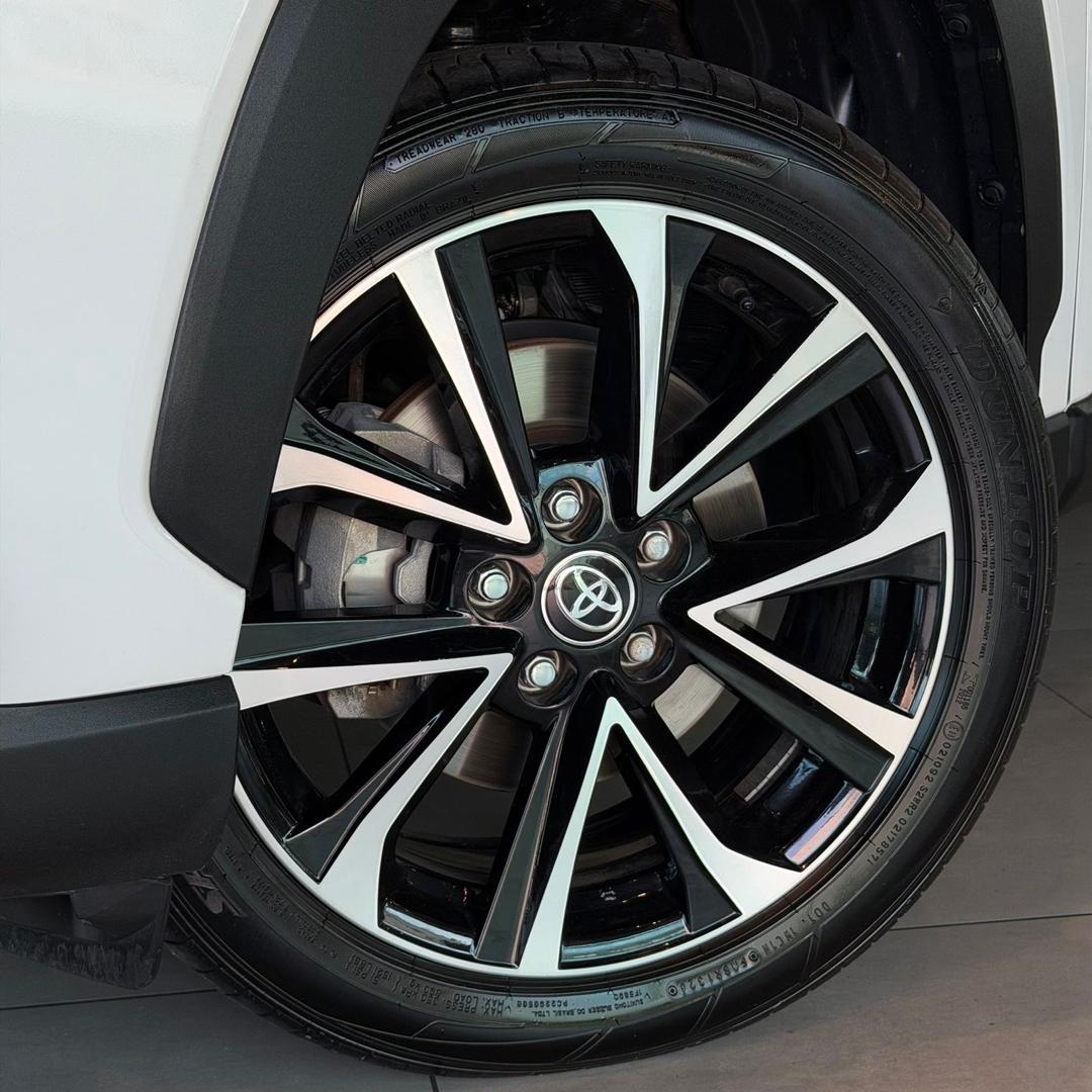 TOYOTA Corolla Cross - Foto