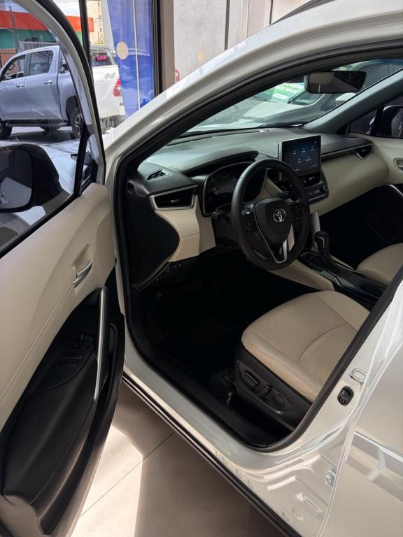 TOYOTA Corolla Cross - Foto