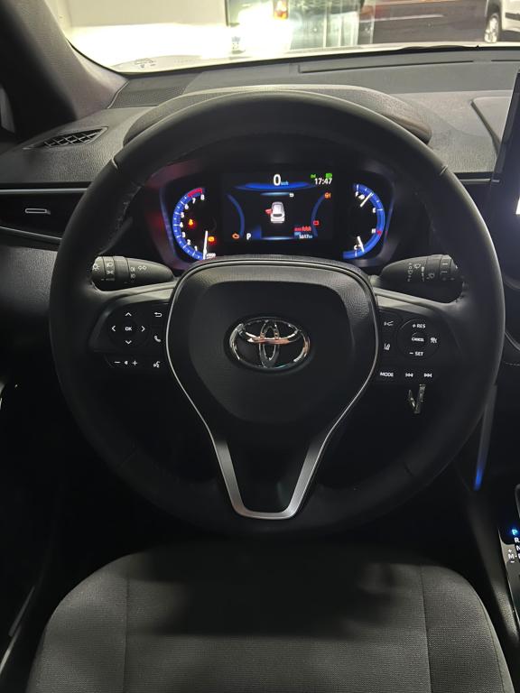 TOYOTA Corolla Cross - Foto