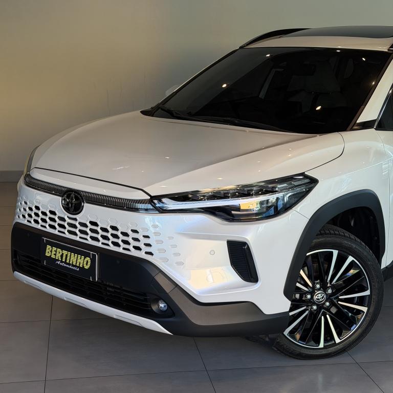 TOYOTA Corolla Cross - Foto