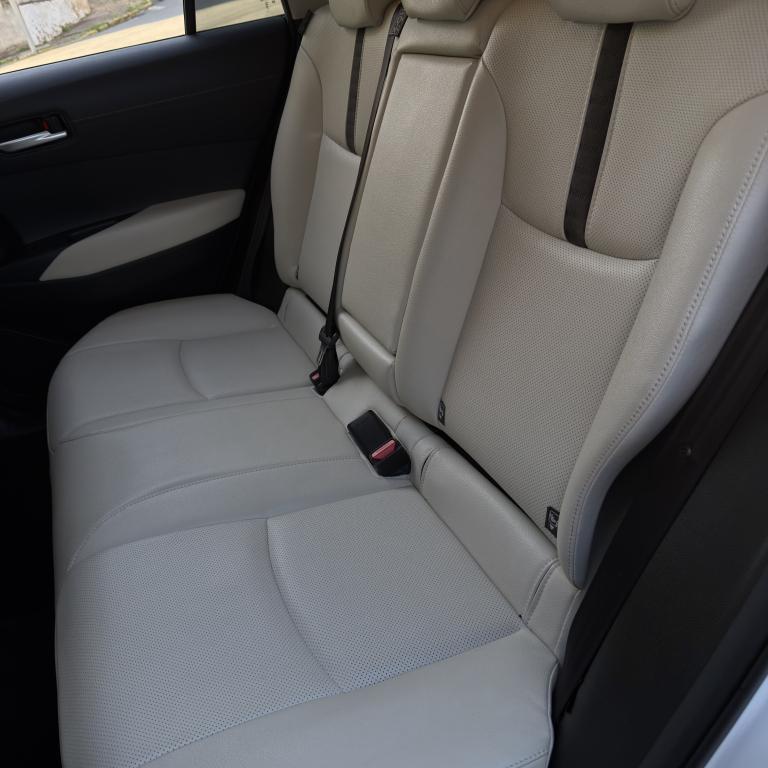 TOYOTA Corolla Cross - Foto