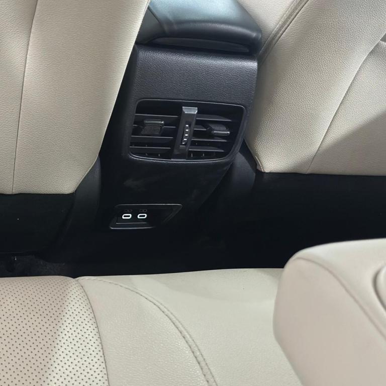 TOYOTA Corolla Cross - Foto