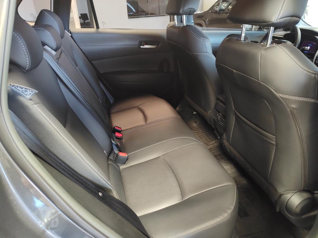 TOYOTA Corolla Cross - Foto