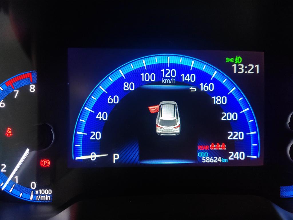 TOYOTA Corolla Cross - Foto