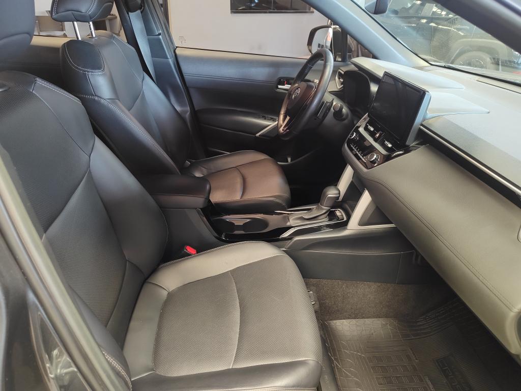 TOYOTA Corolla Cross - Foto