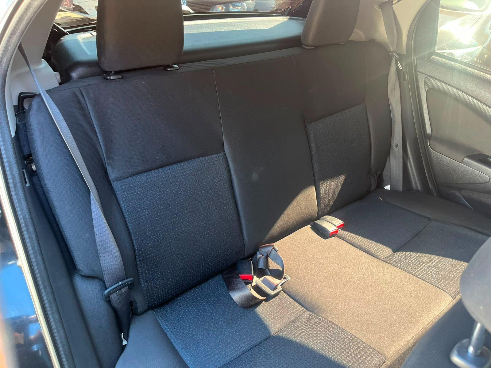 TOYOTA Etios Hatch - Foto