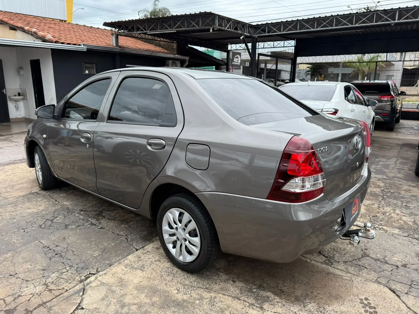 TOYOTA Etios Sedan - Foto