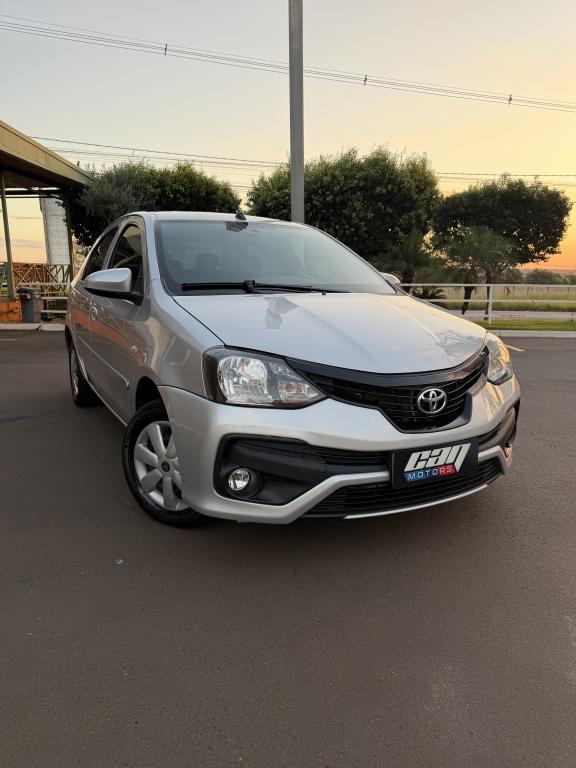 TOYOTA Etios Sedan