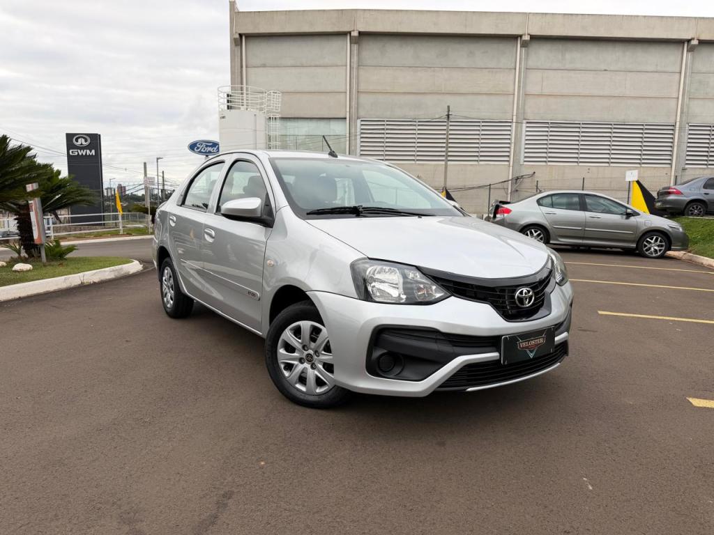 TOYOTA Etios Sedan