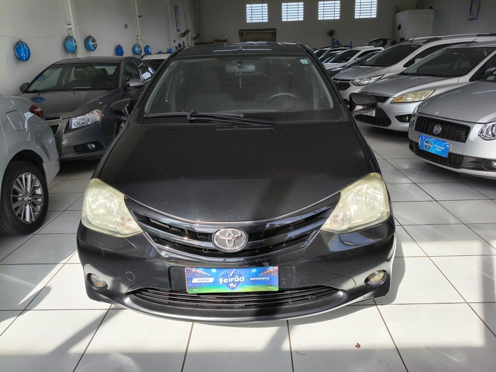 TOYOTA Etios Sedan